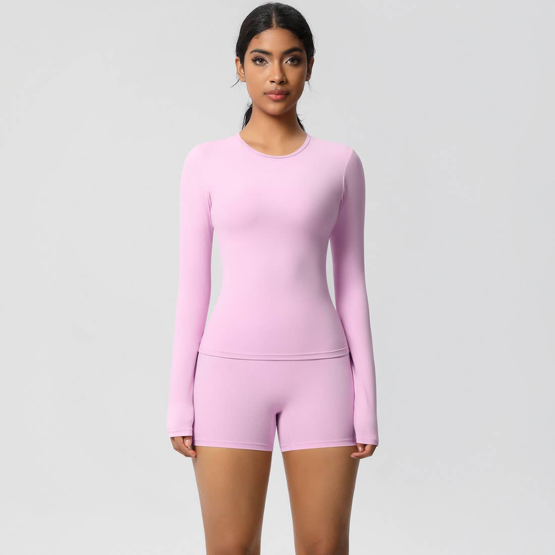 FlexContour 2-Piece Workout Set – Long Sleeve Top & Shorts