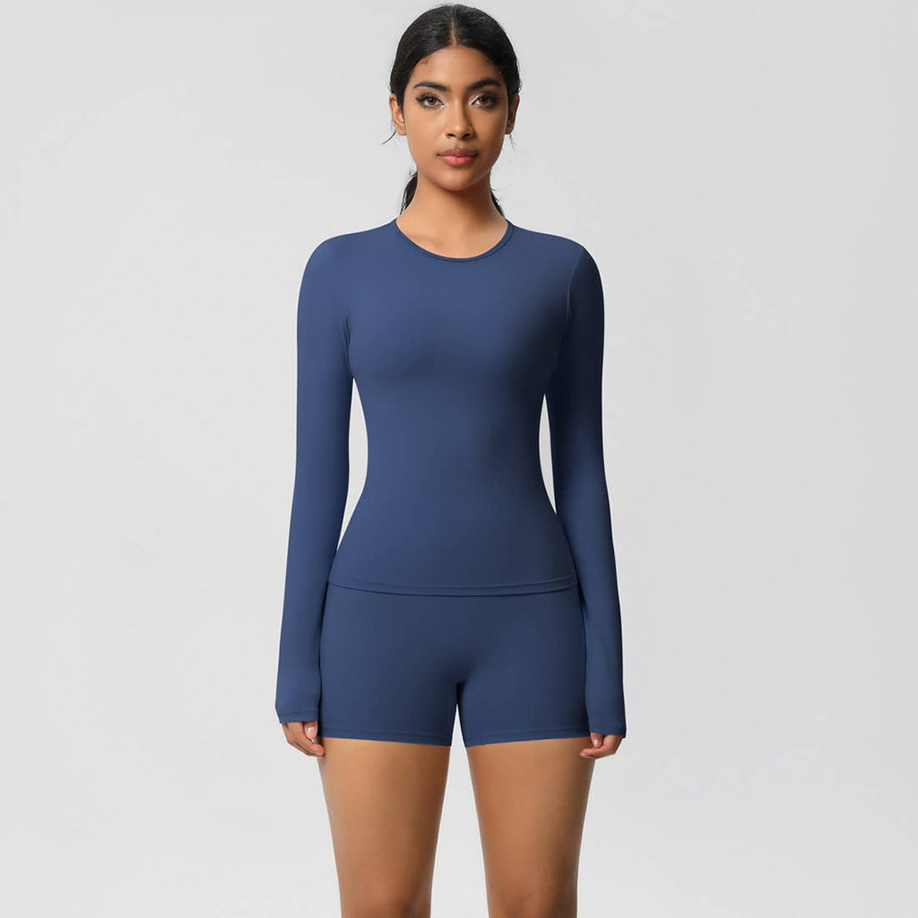 FlexContour 2-Piece Workout Set – Long Sleeve Top & Shorts