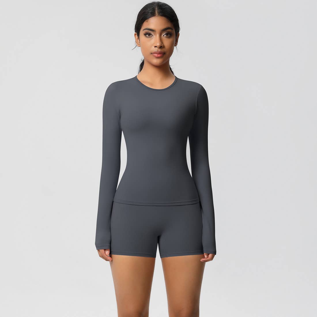 FlexContour 2-Piece Workout Set – Long Sleeve Top & Shorts